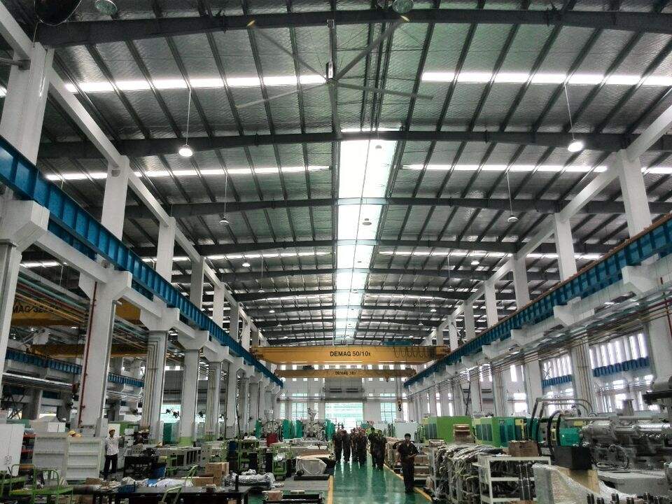 工業(yè)大風扇精密數控車間通風降溫安裝